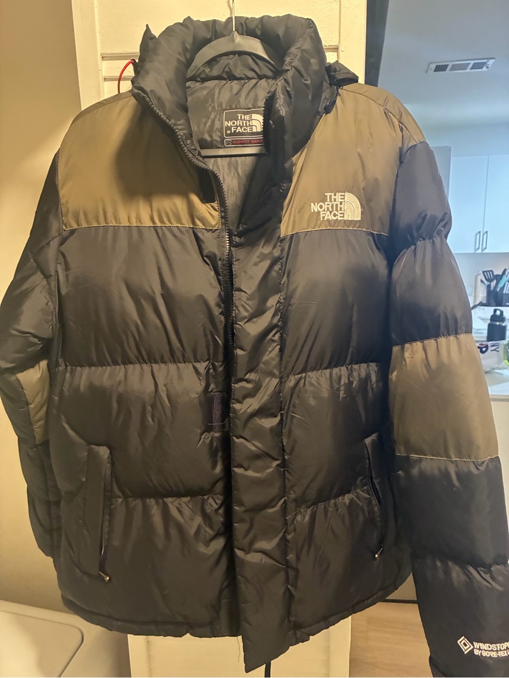 The North Face Men’s Black and Olive Two-Tone Puffer Jacket